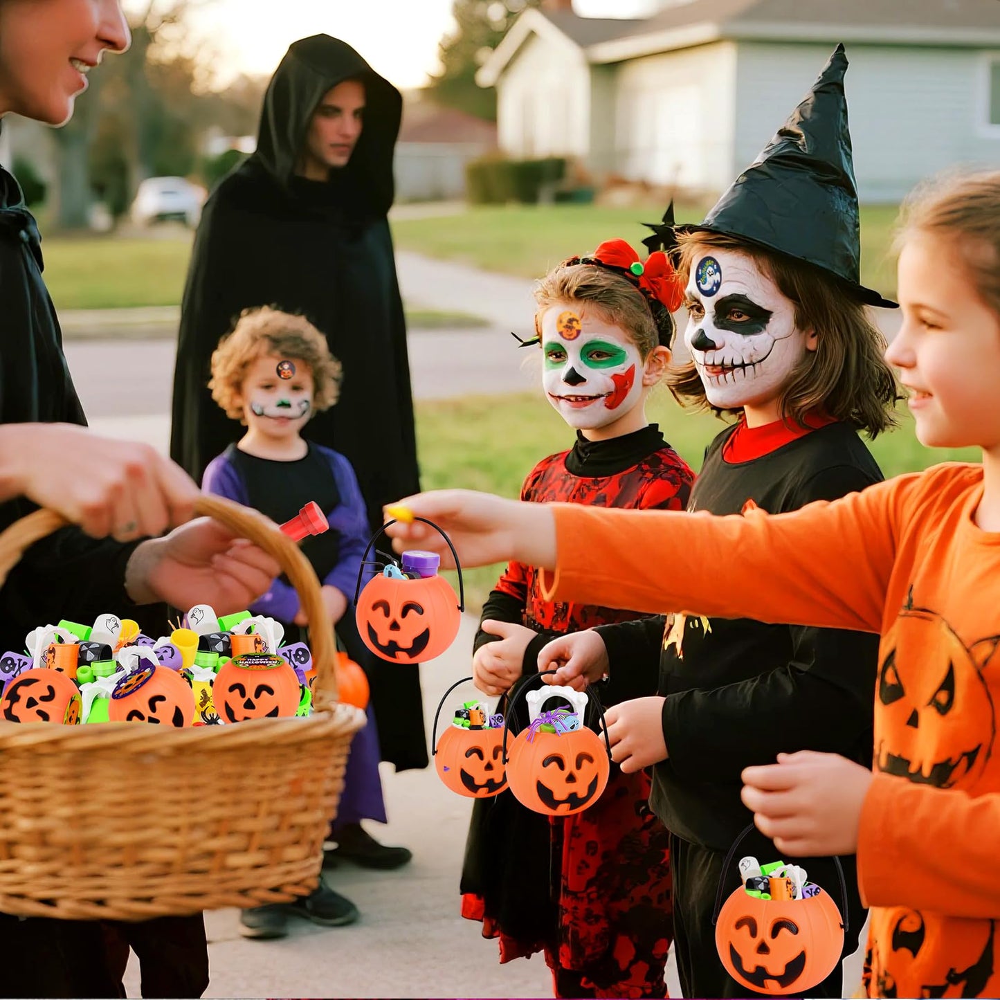 Tiaxidex 288PCS Halloween Party Favors - Prefilled Mini Plastic Pumpkin Cauldrons with Halloween Toys & Goodies | Kids & Adults Trick or Treat Gifts for Classroom, Home & Carnival
