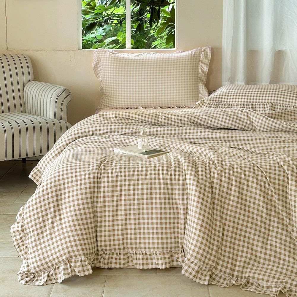 NSNLGSGC Tan Ruffle Gingham Comforter Set Queen, Pre-Washed Ruffled Taupe Plaid Checked Comforter Bedding, 3 Pieces Vintage Farmhouse Grid Bedding Set(Tan Gingham, Queen)