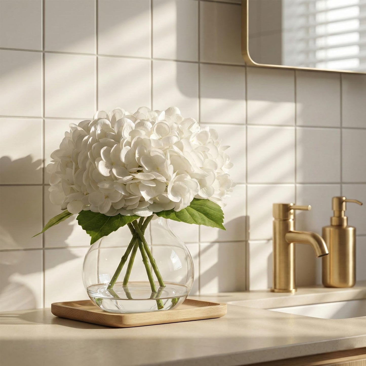 AMORISE Real Touch Artificial Hydrangea in Vase,Premium Faux Flowers with Faux Water for Home Decoration,Coffee,Table,Wedding,White Fake Hydrangea with Vase for DIY Floral Arrangements