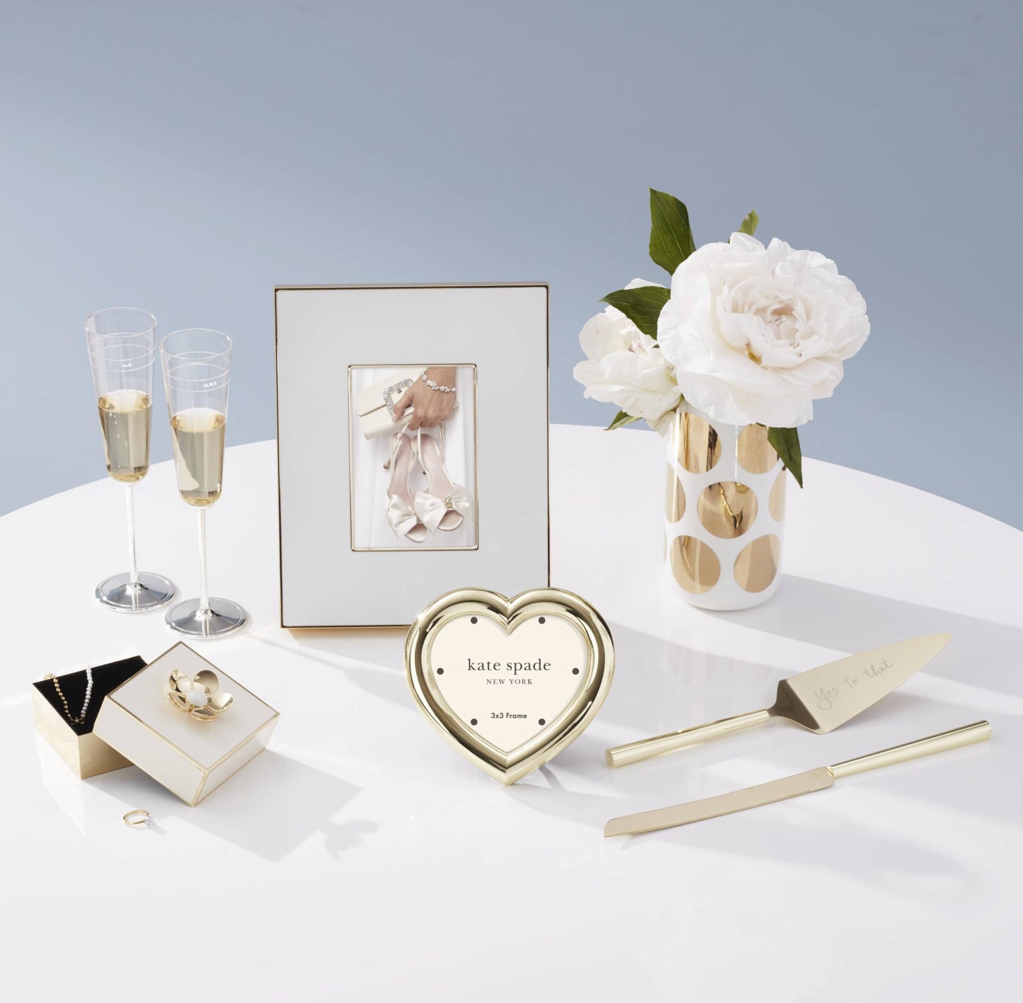 kate spade new york Charmed Life Collection Giftware & Entertaining Collection, Heart Keepsake Frame