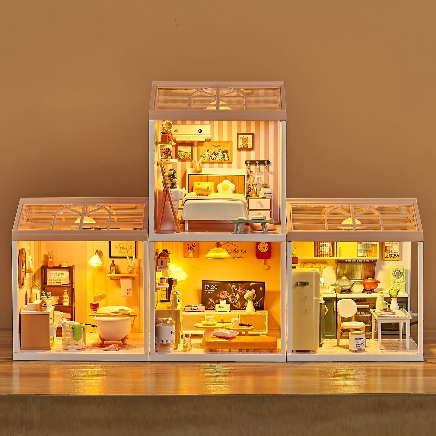 Qudify Miniature Living Room DIY Play Kit – 92Pcs 1:20 Scale Dollhouse Furniture Toy with LED Light, Modular Scene Connector & Realistic Details Tiny House for Kids 8+ and Collectors