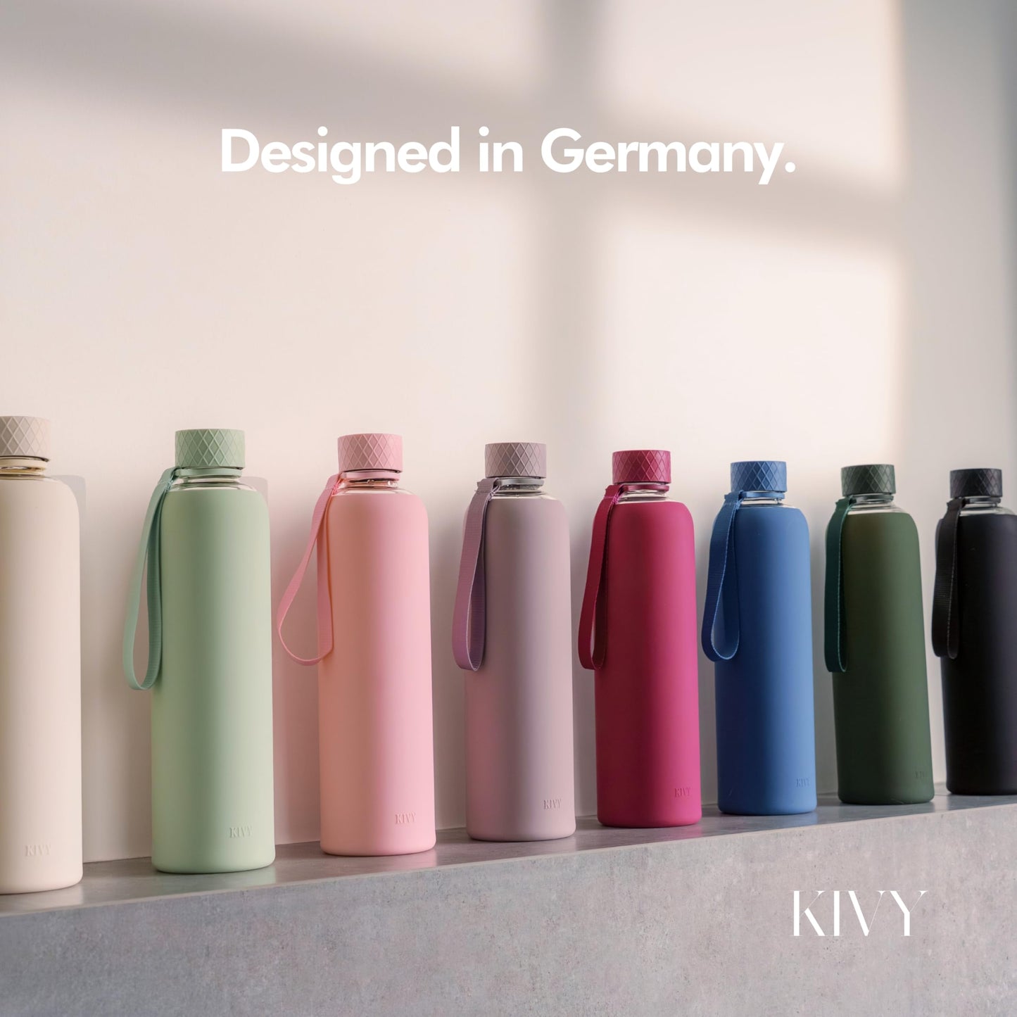 KIVY Glass Water Bottle with Silicone Sleeve 32 oz [WITH MEASUREMENT] - Borosilicate Glass Water Bottle Screw Top - Clear Bottles with Measurement Marking - Slim Waterbottle Aesthetic - Cream White