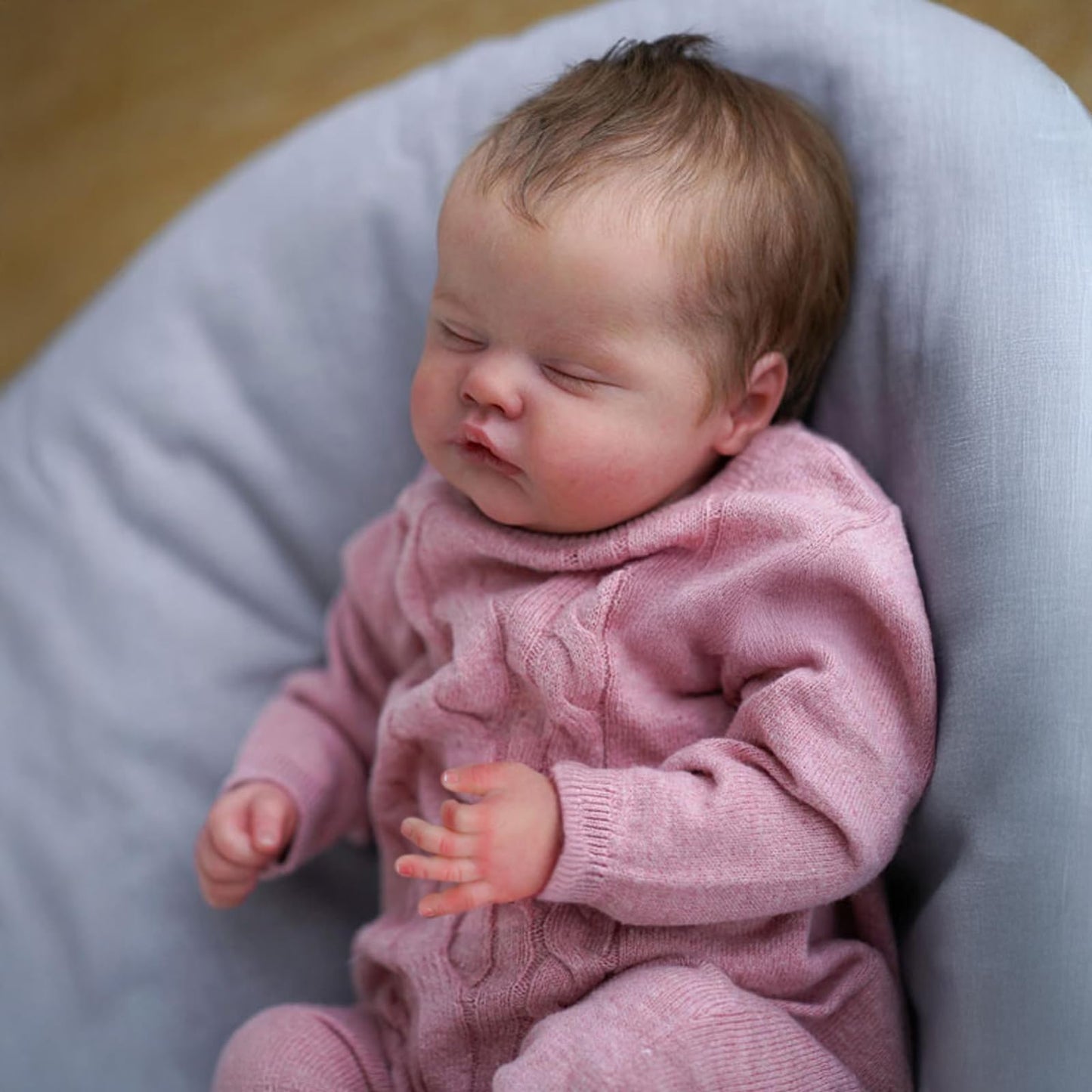 WOOROY Realistic Reborn Baby Dolls – 18-Inch Real Life Sleeping Newborn Girl, Lifelike Doll with Weighted Soft Body, Handmade Gift Toy with Accessories for Kids Age 3+