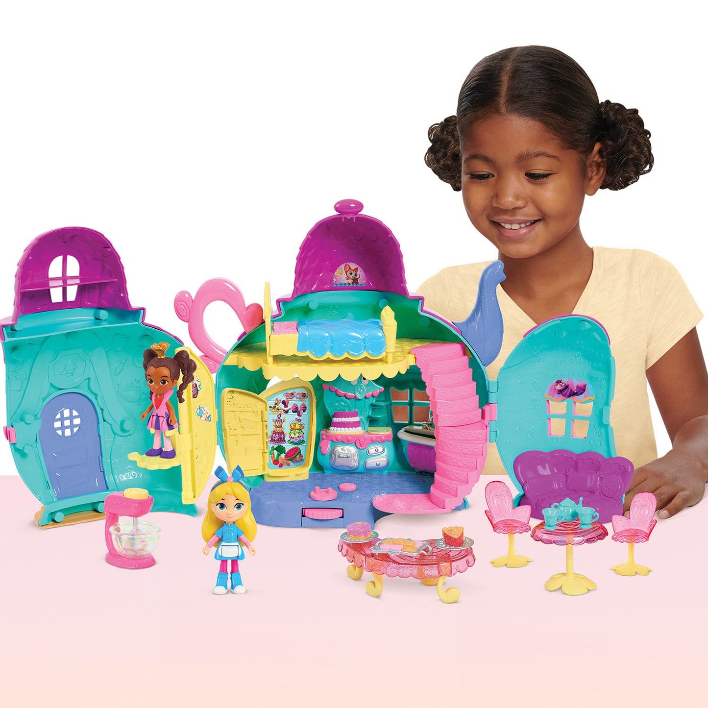 Disney Junior Alice’s Wonderland Bakery Playset and Toy Figures, 15 Pieces, Officially Licensed Kids Toys for Ages 3 Up, Gifts and Presents, Amazon Exclusive