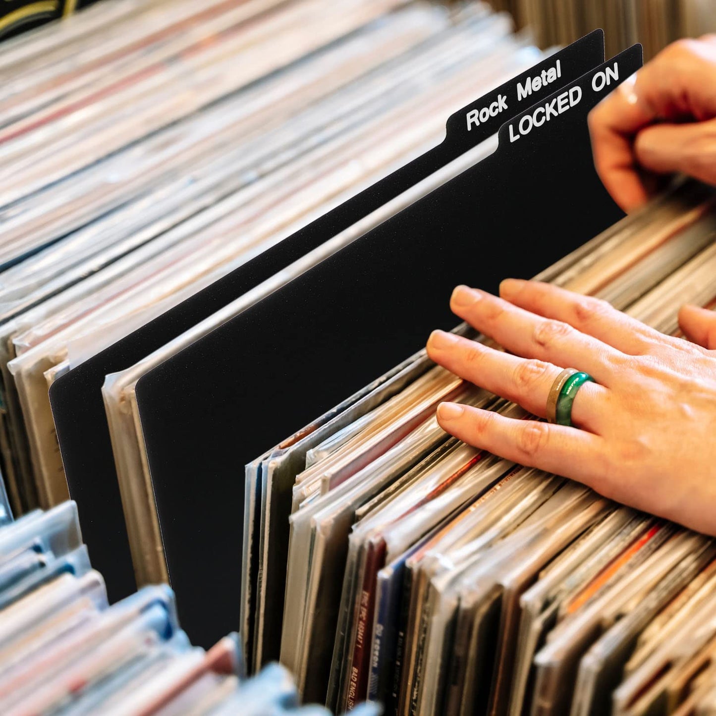 Gueevin 30 Pcs Vinyl Record Divider 12.5 x 13.49 Inch Vinyl Record Accessories with White A-z Stickers for Organizing Protection