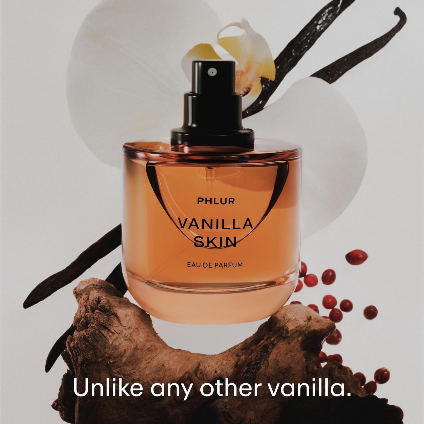PHLUR Vanilla Skin Eau de Parfum - Full Size Perfume Spray for Women & Men Fragrance - Vanilla Perfume with Pink Pepper, Cashmere Wood & Sandalwood (50mL)