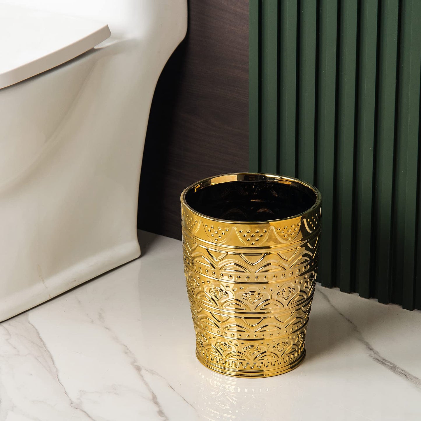 RXLVCKY Round Ceramic Small Trash Can Wastebasket, Garbage Container Bin for Bathrooms, Powder Rooms, Kitchens, Home Offices - Durable - Gold Christmas Decor