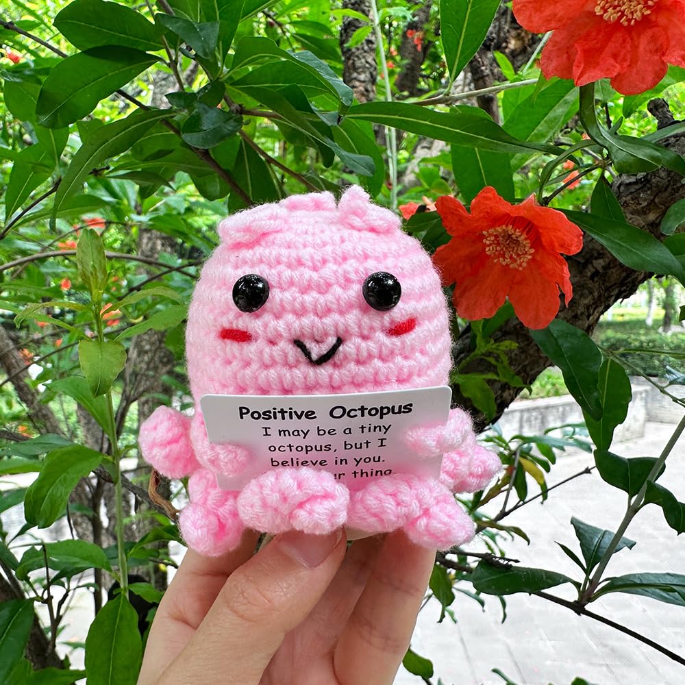 Hnqiqs 25PCS Crochet Animals Birthday Gifts for Women Men, Positive Crochet Animals Bulk Anniversary Christmas Encouragement Gifts for Friends Coworker Her Him, Fall Decor Couples Romantic Present