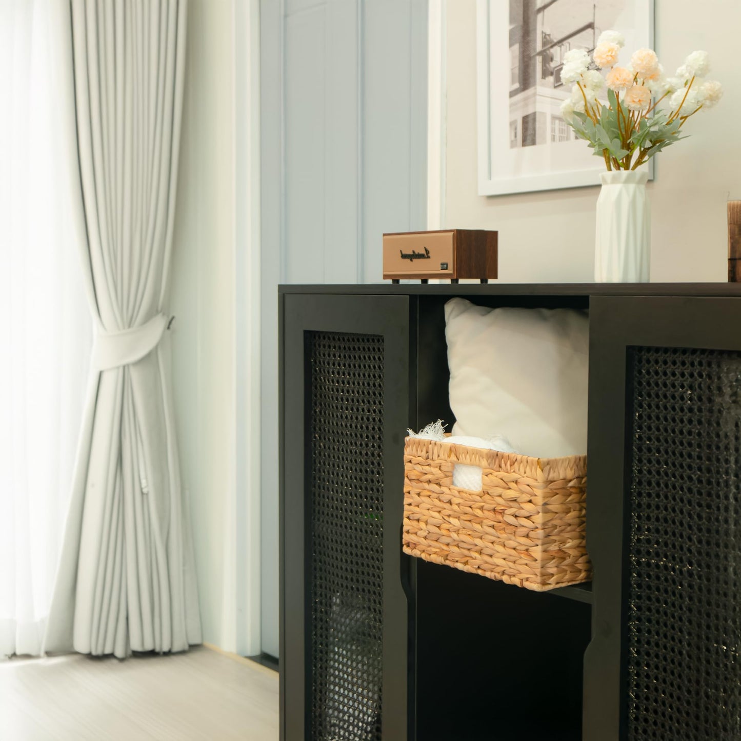 KOKODO 16.5"Lx13"W Extra Large/Jumbo Wicker Storage Baskets with Chalkboard, Stylish and Durable Water Hyacinth Rectangle Handwoven Basket Bin with Metal Frame & Handle for Room Organizing