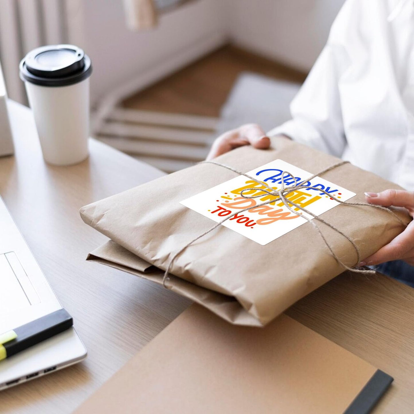 500 Sheets 2000 Labels 4x5 Shipping Label for Laser & Inkjet Printers, Permanent Adhesive, 4 Labels per Page, A4 Size, Perfect for Mailing & Addressing