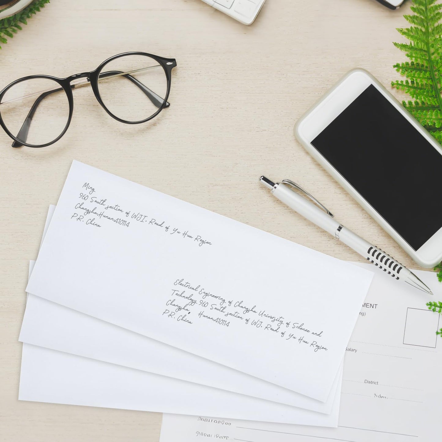 Vivin #10 Self-Seal Security-Tinted Business Envelopes for Privacy Documents, Home & Office, 4-1/8 x 9-1/2 Inches, No Window, 24 LB, White, 750 Packs