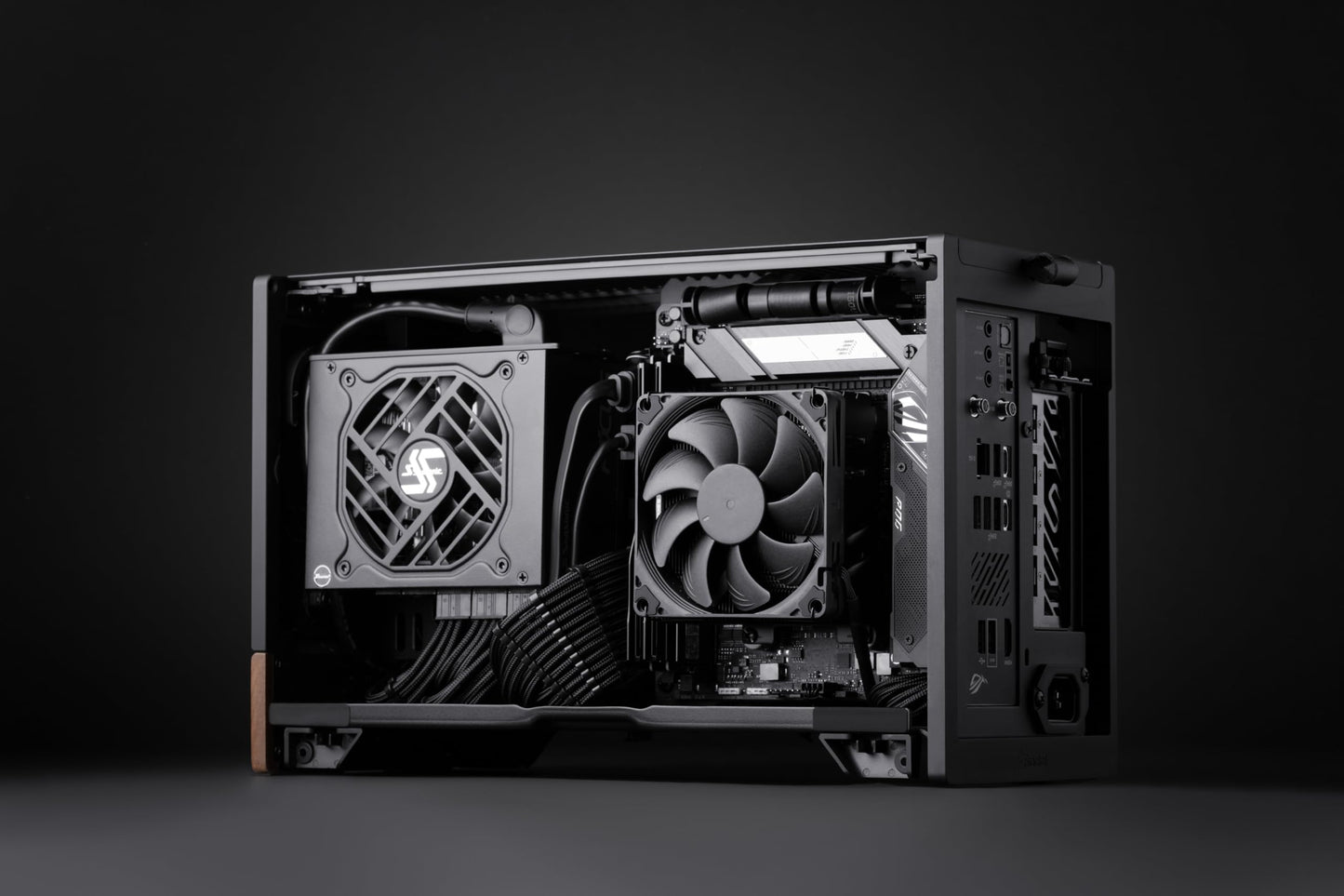 Noctua NH-L9x65 chromax.Black, Premium Low-Profile CPU Cooler (65mm, Black)