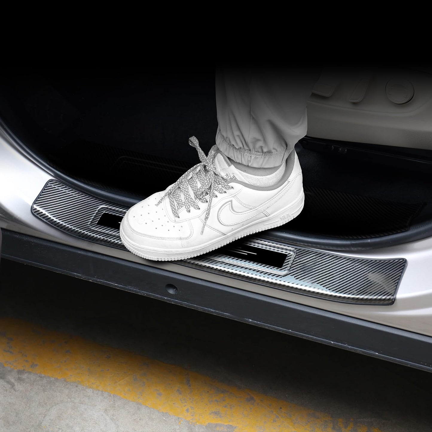BILOPER Stainless Steel Door Sill Protector for Toyota Highlander 2020-2025 2026 Accessories Interior Door Entry Guard Cover Trim