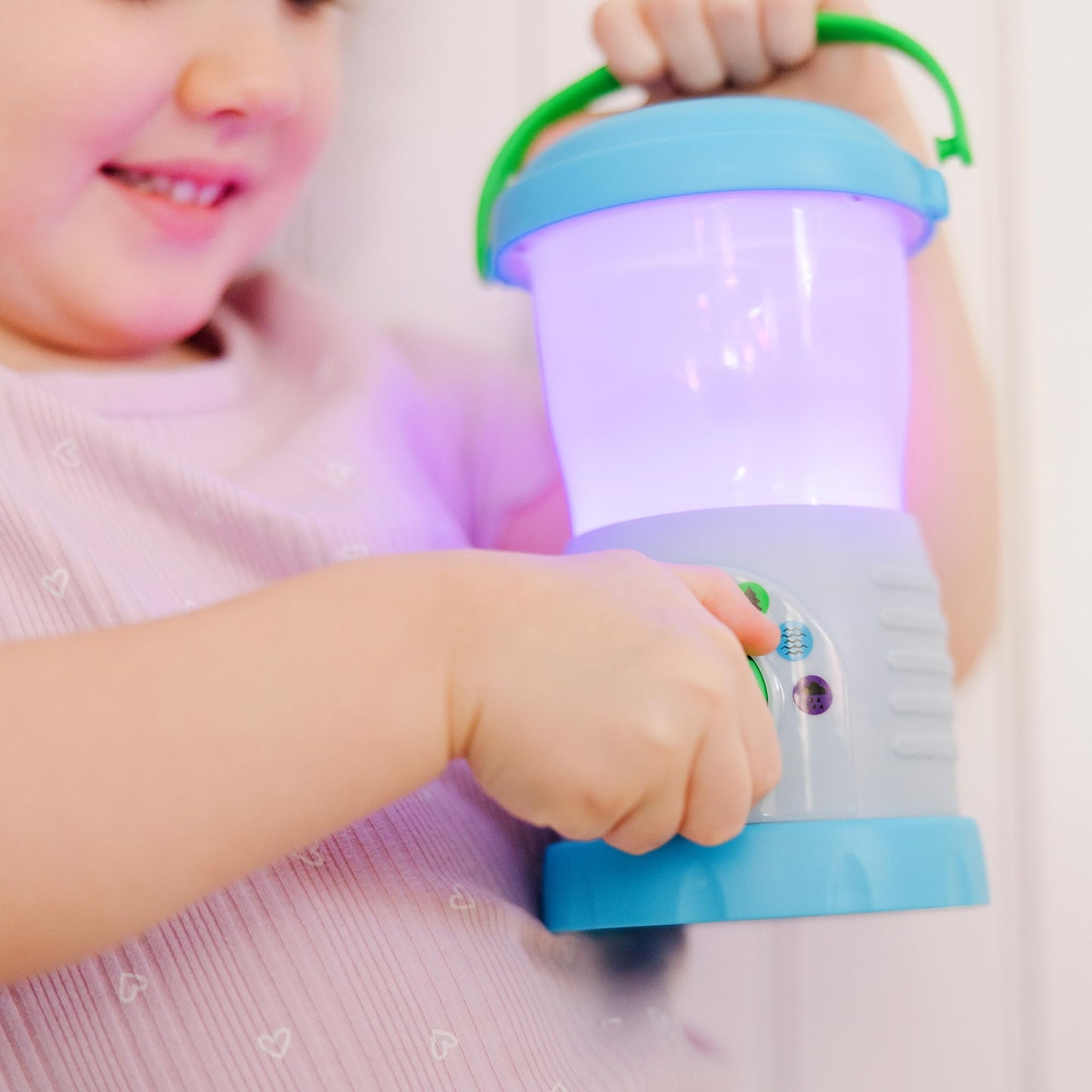 Melissa & Doug Let’s Explore™ Light & Sound Camping Lantern Play SetToddler Flashlight, Toy Lanterns for Toddlers and Kids 3+