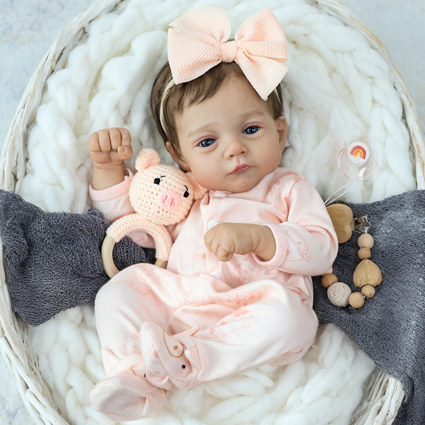 SCOM Realistic Reborn Baby Dolls - 18 Inch Lifelike Newborn Baby Dolls Adorable Girl, Real Life Baby Doll with Accessories, Soft Baby Doll Reborn Gift for 3+ Yrs Kids, Birthday, Christmas, Education