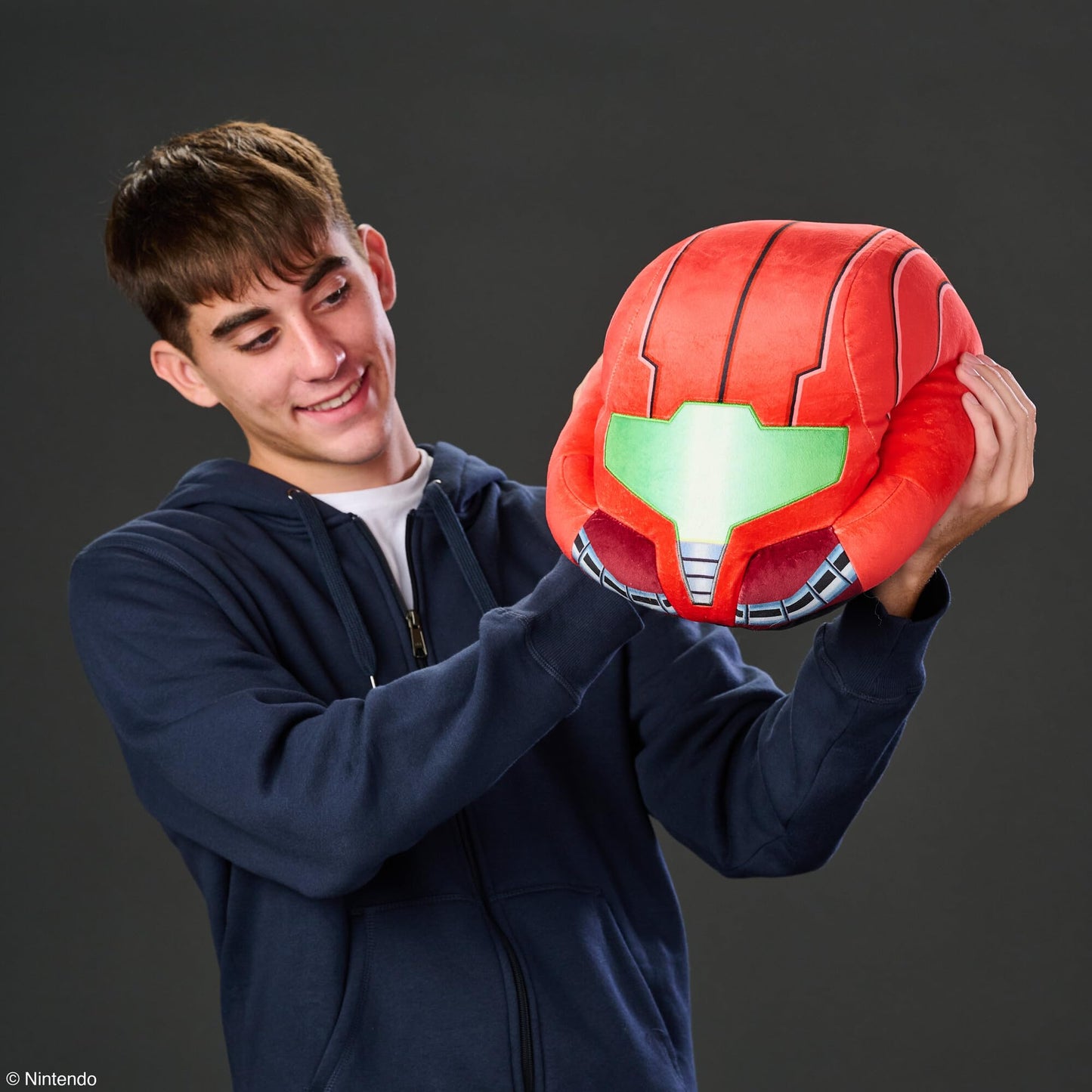Club Mocchi- Mocchi- Metroid Prime Plushie - Samus Helmet - Officially Licensed Plush with Authentic Details - Gaming Merchandise and Gaming Room Decor for Teens - 13.5 Inch