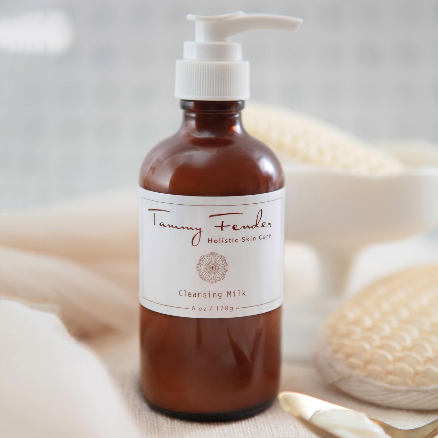 TAMMY FENDER - Natural Cleansing Milk | Organic, Cruelty-Free, Non-Toxic | Lightweight, Rejuvinating, Naturally Scented (6 oz | 178 g)