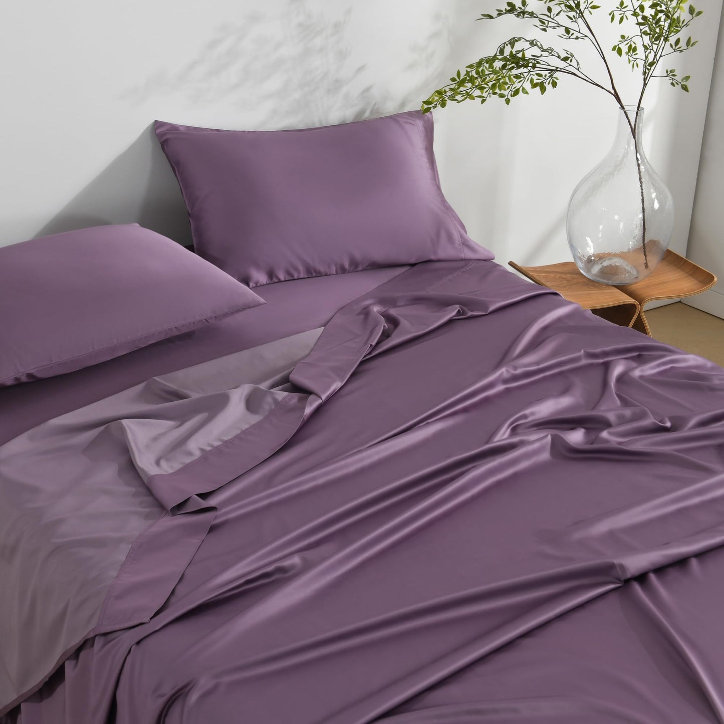 NATUREFIELD Silky Bed Sheets Set King Size (4pc), Rayon Derived from Bamboo Blend, Soft Cooling Sheets with Deep Pockets, Hotel Luxury Bedding Sheets & Pillowcases