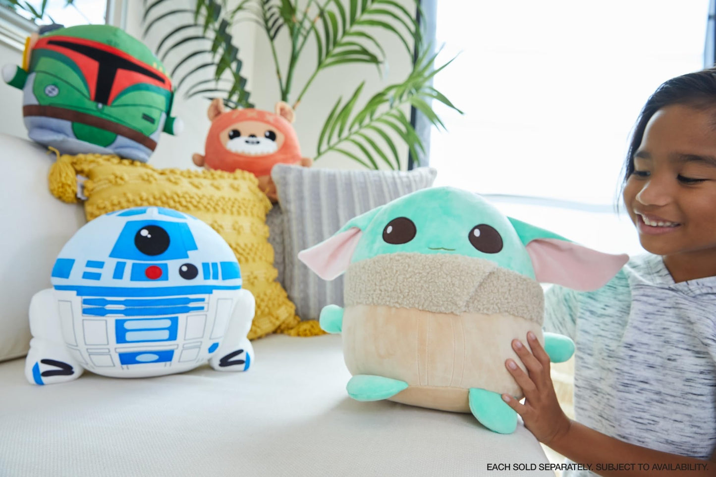 Mattel Star Wars Cuutopia Grogu Plush 10-inch Toy, Rounded Soft Pillow Doll Inspired by Star Wars The Mandalorian