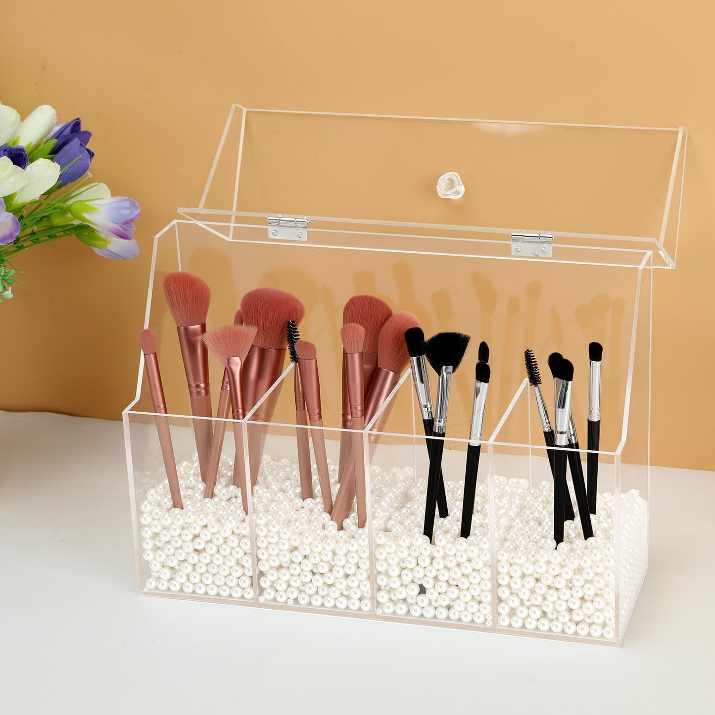 Vevitts Acrylic Makeup Organizer, Clear Cosmetic Brush Storage Box With 4 Brush Holders,Makeup Brush Holder with Dust Cover, Large-capacity Split Design Can Quickly Organize the Desktop（No pearls）