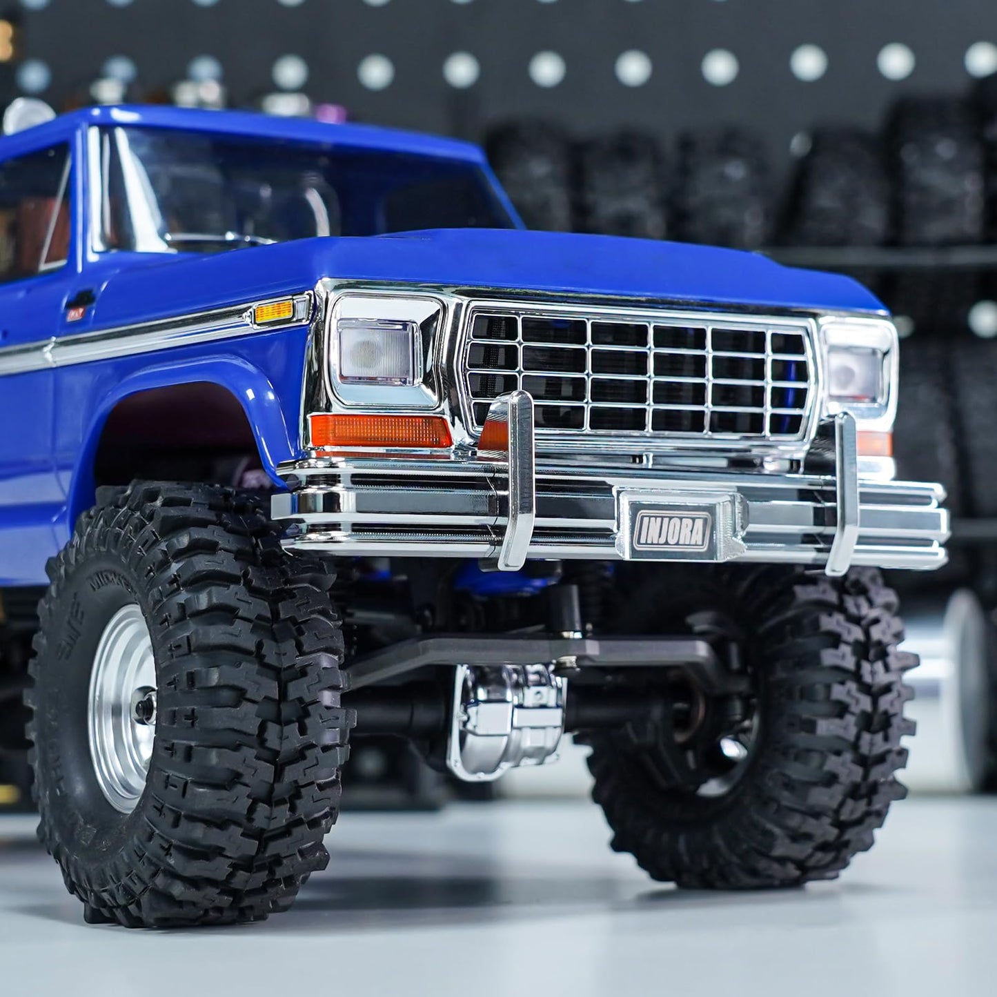 INJORA 33g Front and 33g Rear Bumper with Dual Exhaust - CNC Aluminum Bumper Set for 1/18 RC Crawler TRX4M High Trail F150 Upgrade