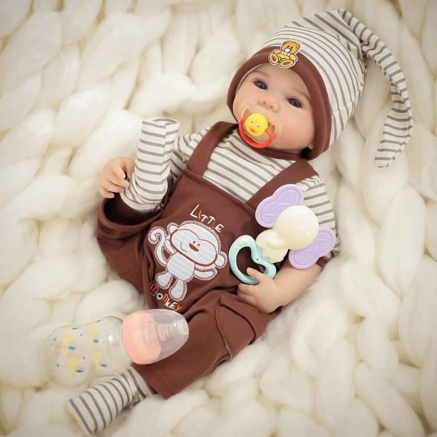 Kdudgso Realistic Reborn Baby Dolls 20" Sweet Smile Lifelike Newborn Baby Doll Full Vinyl Body Poseable Real Life Like Toddler Bebe with Birth Certificate & Feeding Kit Toys Gifts for Kids Age 3+
