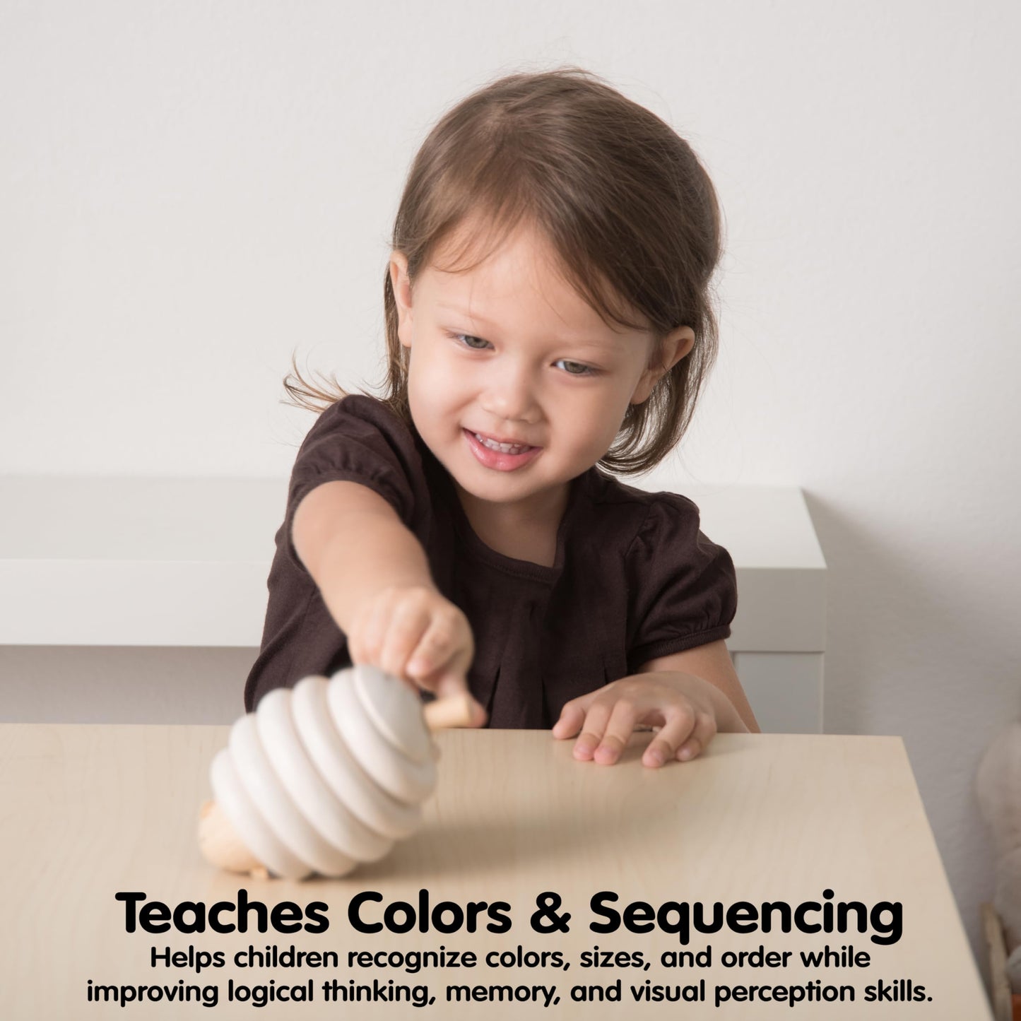 Plan Toys - Lacing Sheep