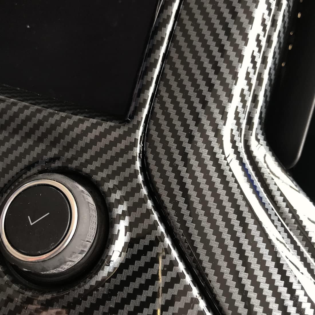 ruihe ‌Carbon Fiber Color Radio & Navigation Control Panel Cover Trim for 2019-2025 GMC Sierra/Chevy Silverado 1500/2500HD/3500HD - ABS Plastic Dash Frame Upgrade (High Version)