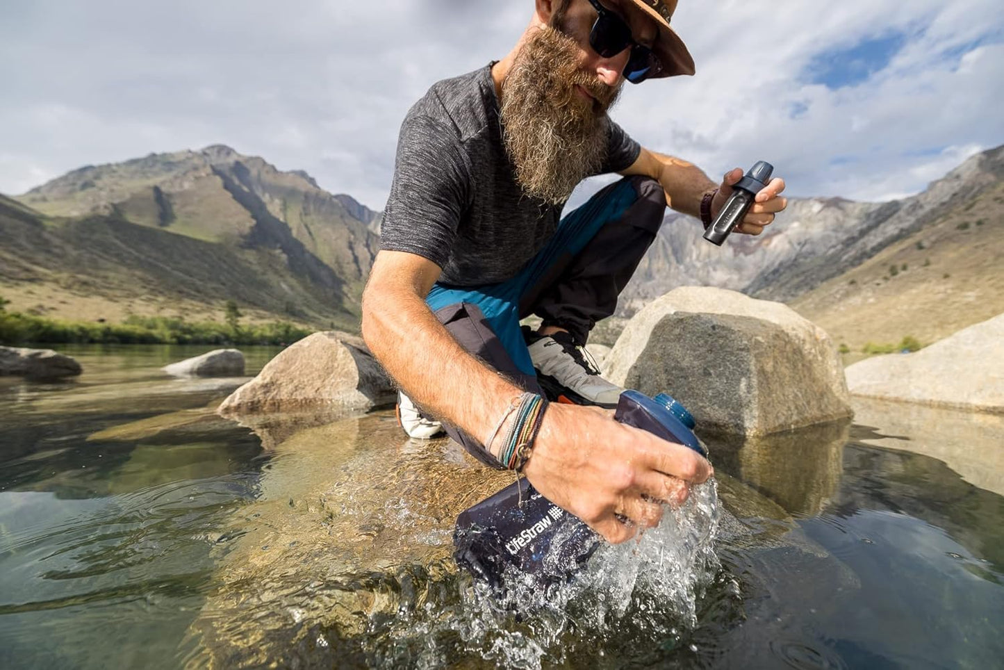 LifeStraw Peak Series - Collapsible Squeeze Bottle Water Filter System - 1L for Trail Running, Camping, Hiking, Travel, Cycling, and Fishing; Mountain Blue