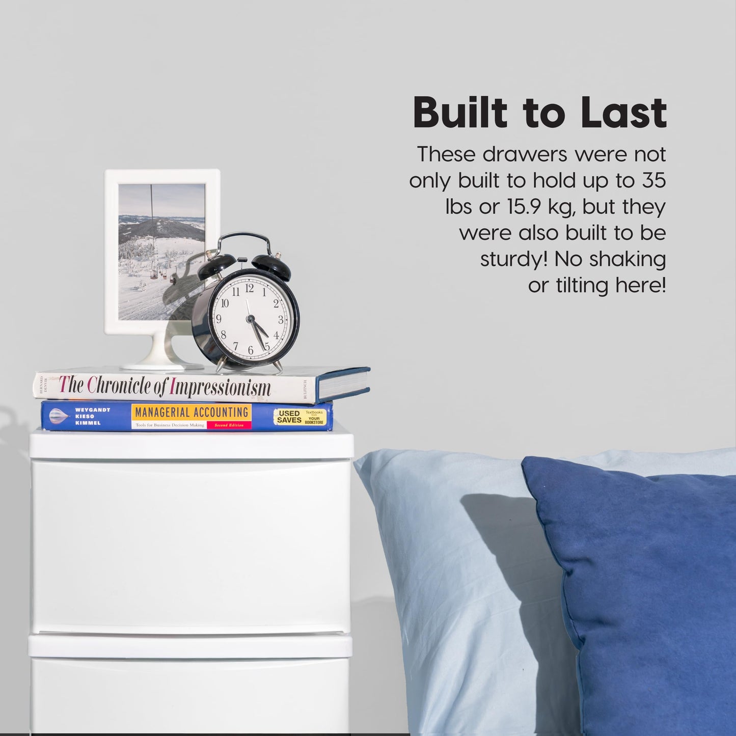 IRIS USA Plastic Drawer Storage Organizer, 4-Drawers, for Classroom Art Supplies Bathroom Dorm Bedroom Laundry Room, Slim Narrow, White Frame with Matte White Front Panels