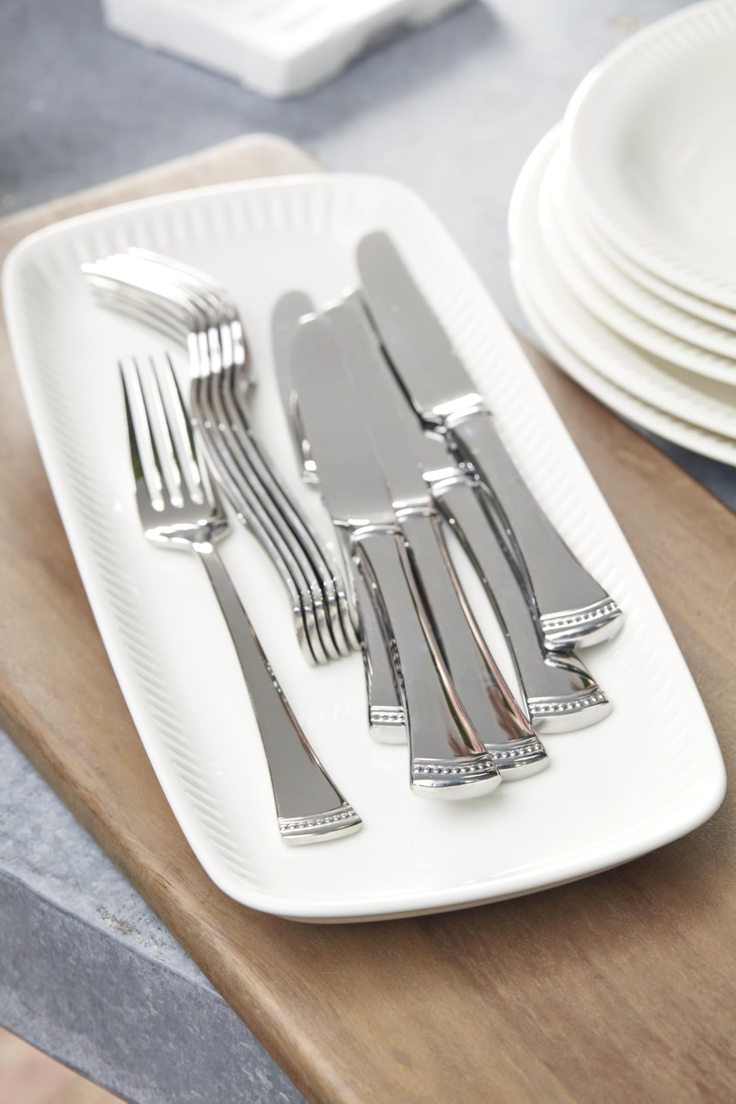 Lenox Silverware Set, Portola Mirror 20 Piece Flatware Set, Service For 4, 18/10 Stainless Steel, Dishwasher Safe, Flatware Cutlery Sets, Utensils, Knives Spoons and Forks, Home (Silver, 20 Pieces)
