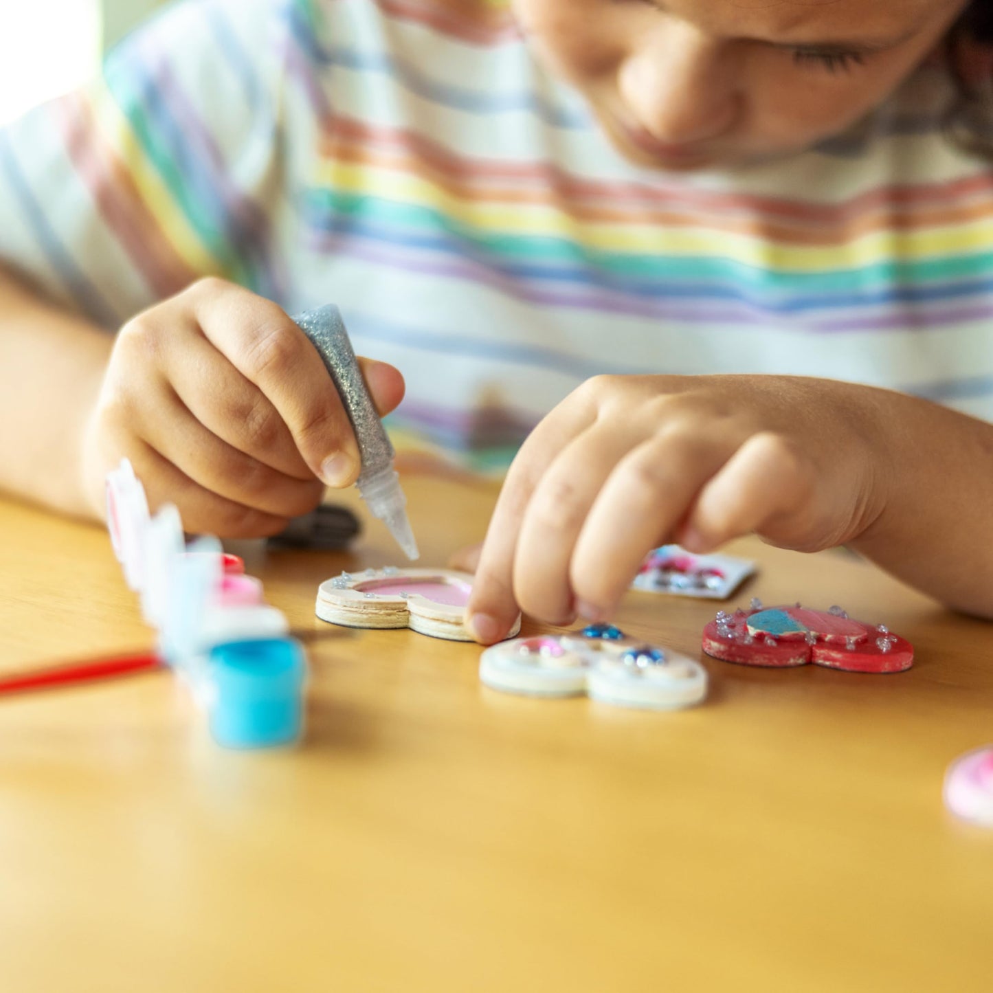 Melissa & Doug Created By Me! Paint & Decorate Your Own Wooden Magnets 3-Pack – Butterflies, Hearts, Flowers Craft KitsKids Craft Kits, Great Activity for Rainy Days and Party Favors, Ages 4+