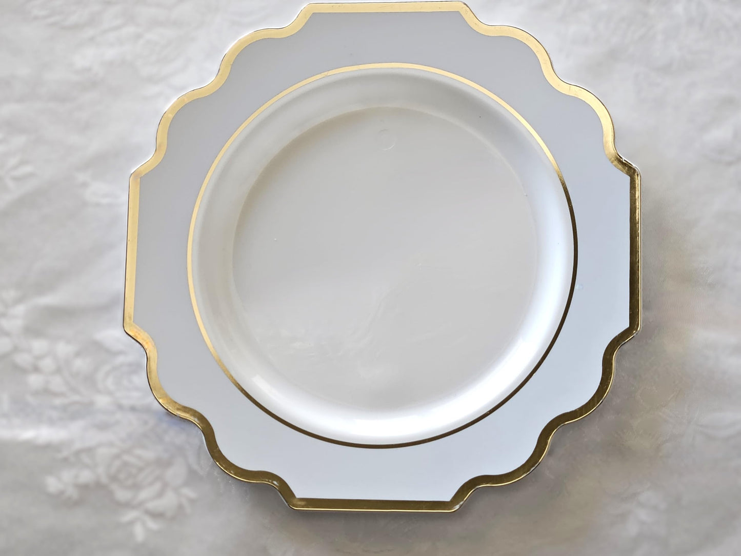 " OCCASIONS " 80 Plates Pack,(40 Guests) Heavyweight Wedding Party Disposable Plastic Plates Set -40 x 10.5'' Dinner + 40 x 8'' Salad/Dessert Plate (Imperial in White/Blue & Gold)