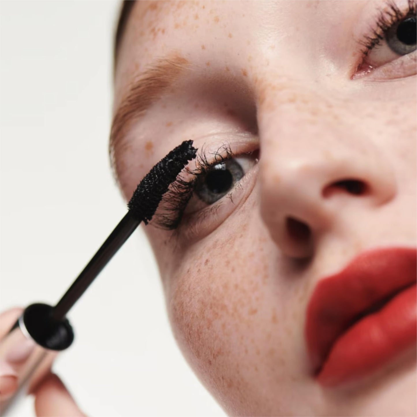 Clinique High Impact Zero Gravity Tubing Mascara | Curling, Smudge Resistant + Non-Flaking