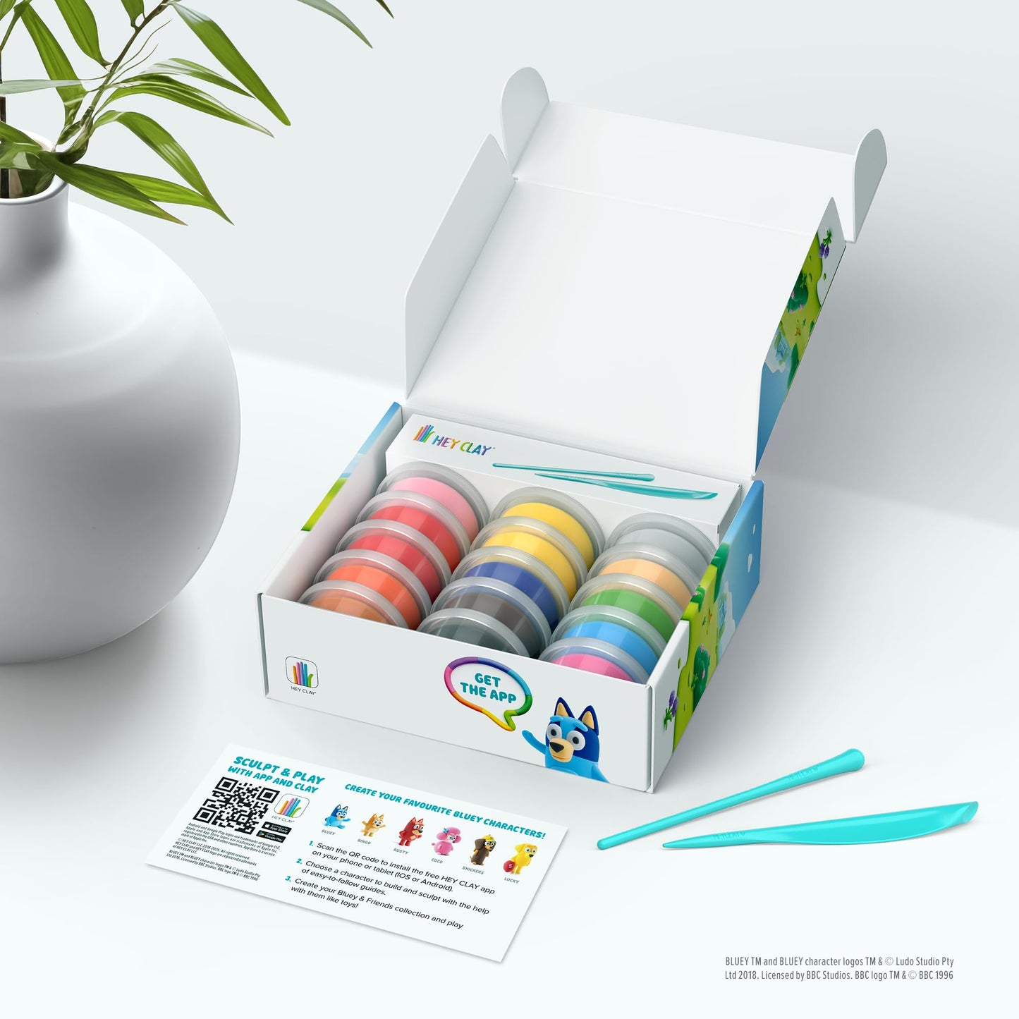 Hey Clay Bluey & Friends Set (15 Cans) with Air-Drying Modelling Clay and Modelling Tools