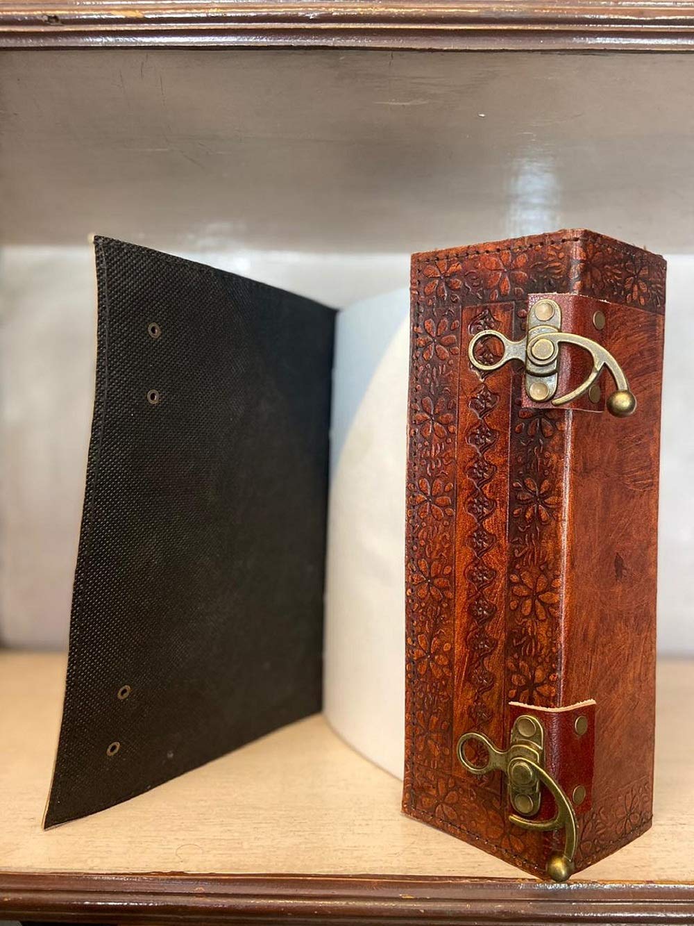 600 pages large tree of life journal | leather journal diary | embossed large tree of life notebook | writing leather notebook | handmade leather journal | leather grimoire | leather sketchbook 7 x 10