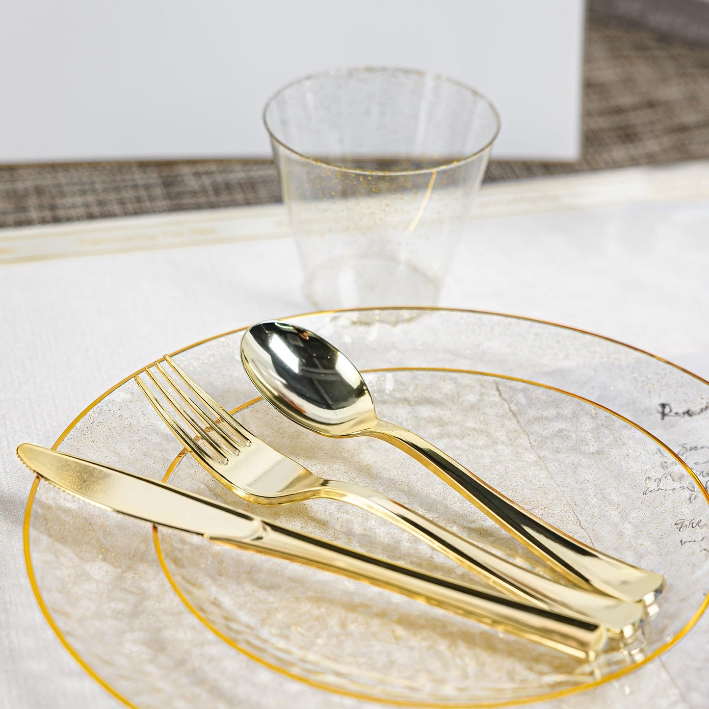 HOMIP 350 PCS Plastic Dinnerware Set (50 Guests), Clear Party Plates Include 50 Dinner Plate, 50 Dessert Plate, 50 Cups, 50 Gold Cutlery Set And Pefect for Party and Wedding