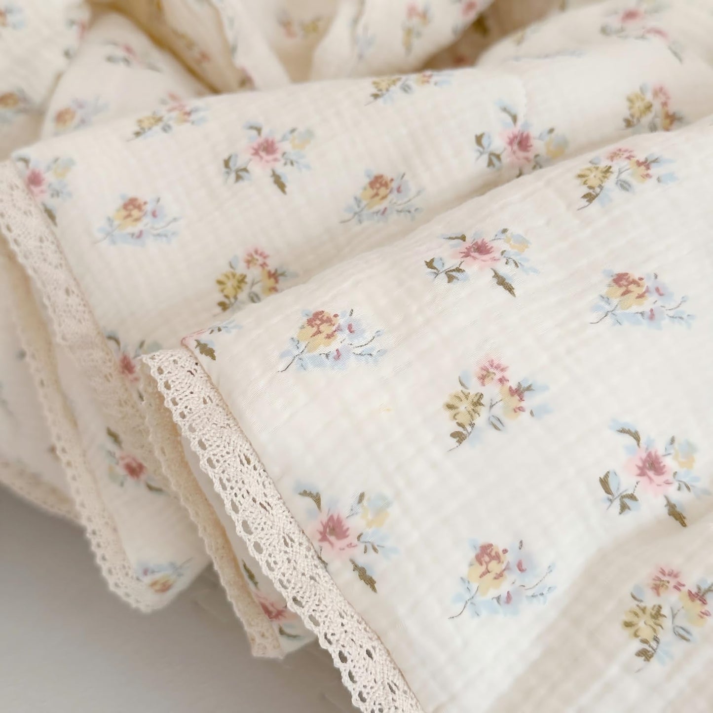 BuLuTu Muslin Nursery Blanket for Toddlers Girls Boys Baby Quilt Soft Cotton Toddler Blanket Crib Quilt for All Seasons, Lightweight Breathable, Washable, Azalea Pattern, 47x59 Inches