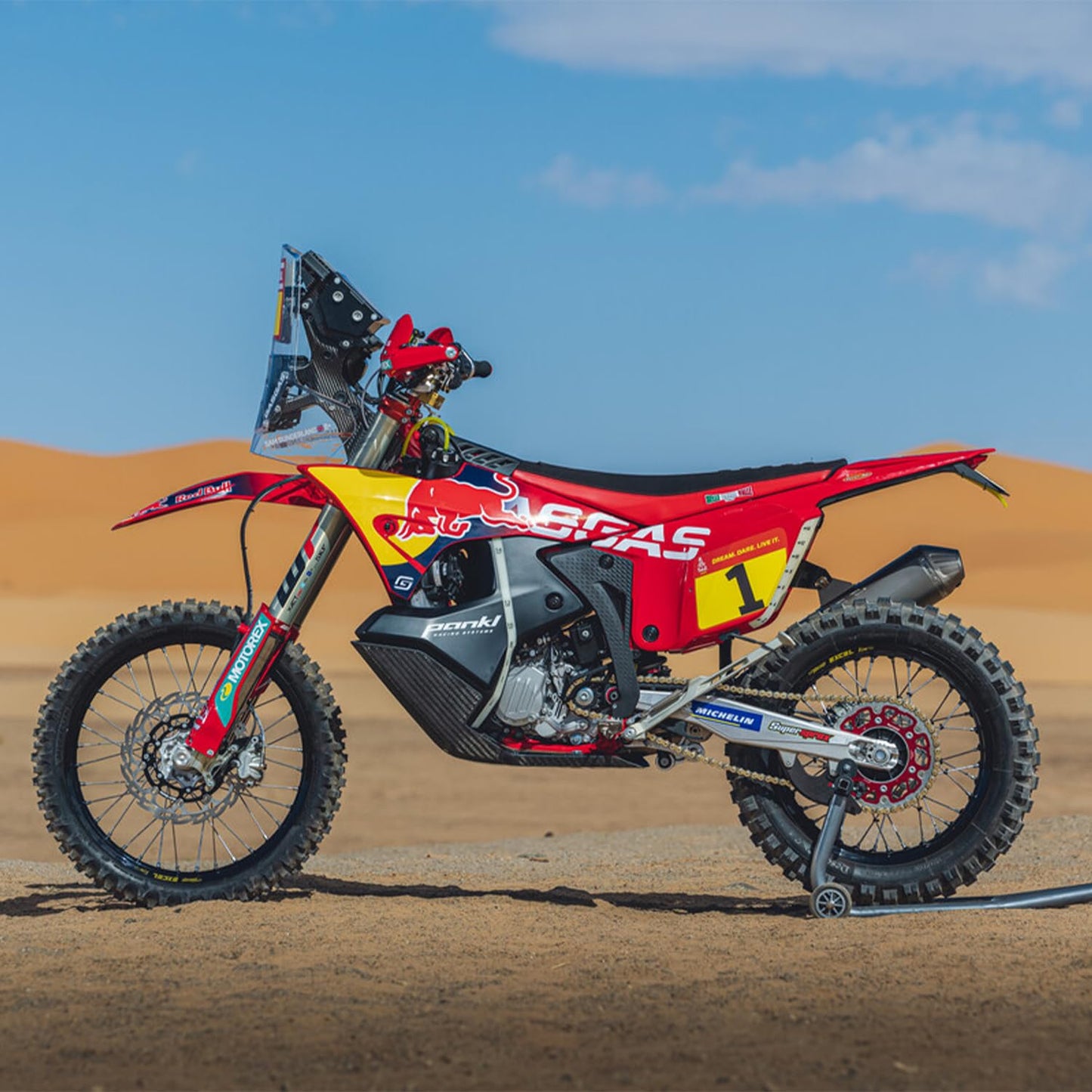 RACE MODEL 1/18 Scale - GASGAS RX540F Rally Dakar Motorcycle Moto - #1 Daniel Sanders