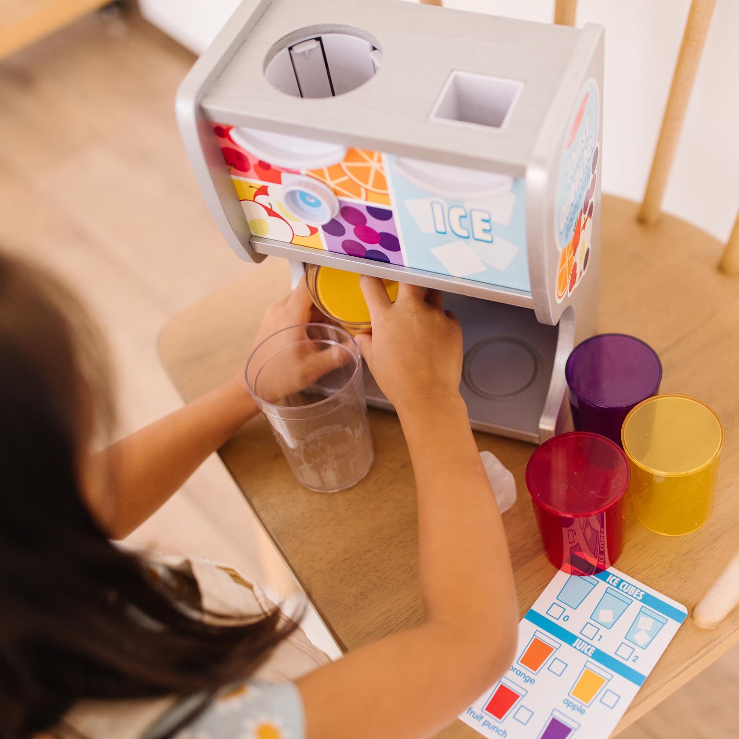 Melissa & Doug Thirst Quencher Wooden Drink Dispenser Pretend Play Set with Cups, Juice Inserts, Ice Cubes - FSC CertifiedPretend Play Soda Fountain, Food Sets for Kids Kitchen, for Kids Ages 3+