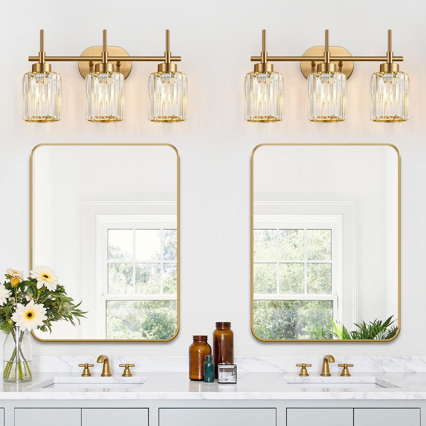 Meybiok Modern Crystal Bathroom Vanity Light, 3-Light Brushed Gold Bathroom Light Fixtures with Clear Shades, Vanity Lighting Fixtures Over Mirror (Exclude Bulb)