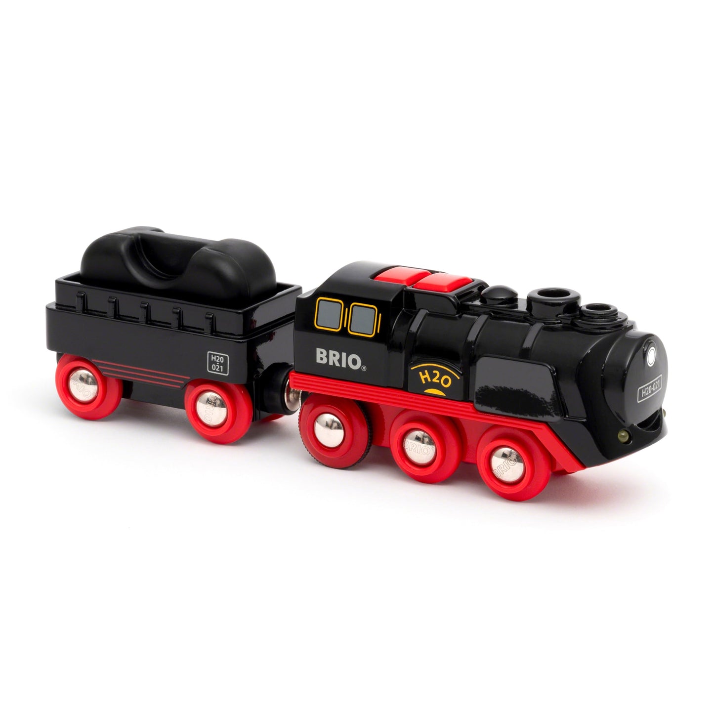 BRIO World Battery-Operated Steaming Train - 3-Piece Motorized Train Engine for Wooden Track with Lights and Kid-Friendly Steam - Interactive Play with Forward/Reverse - for Kids 3 & Up
