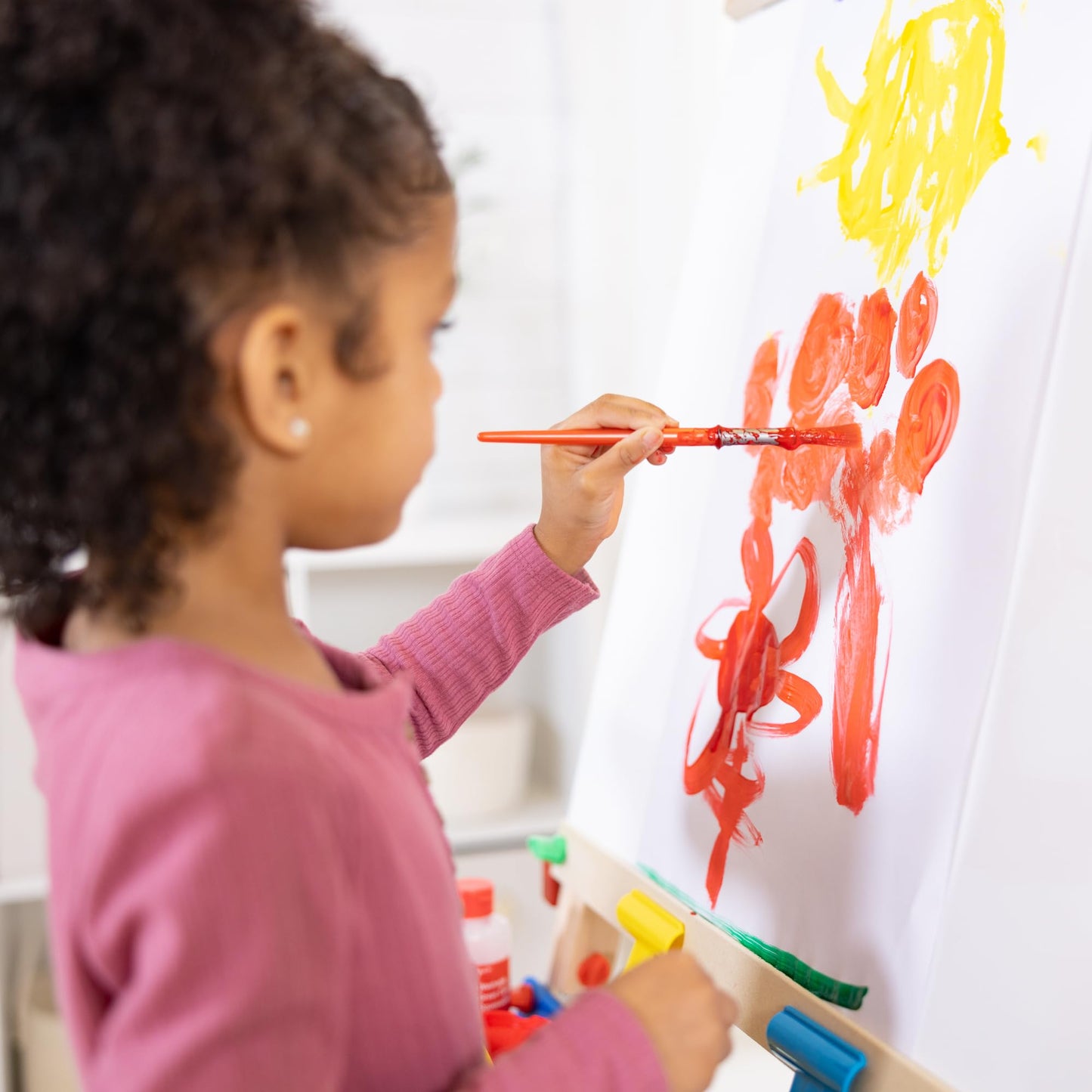 Melissa & Doug Deluxe Wooden Art Easel for Kids with Dry-Erase Board, Chalkboard & Drawing Paper Roller, Folding Double-Sided Toddler Easel, Preschool Learning Toys for Girls & Boys Ages 3