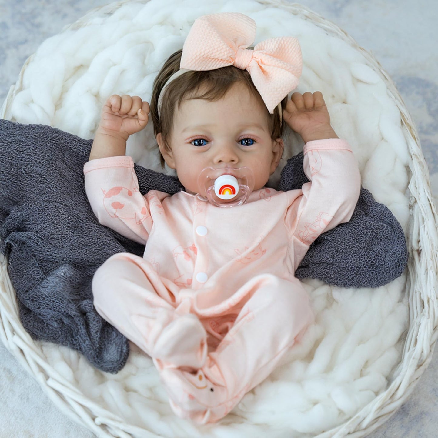 SCOM Realistic Reborn Baby Dolls - 18 Inch Lifelike Newborn Baby Dolls Adorable Girl, Real Life Baby Doll with Accessories, Soft Baby Doll Reborn Gift for 3+ Yrs Kids, Birthday, Christmas, Education