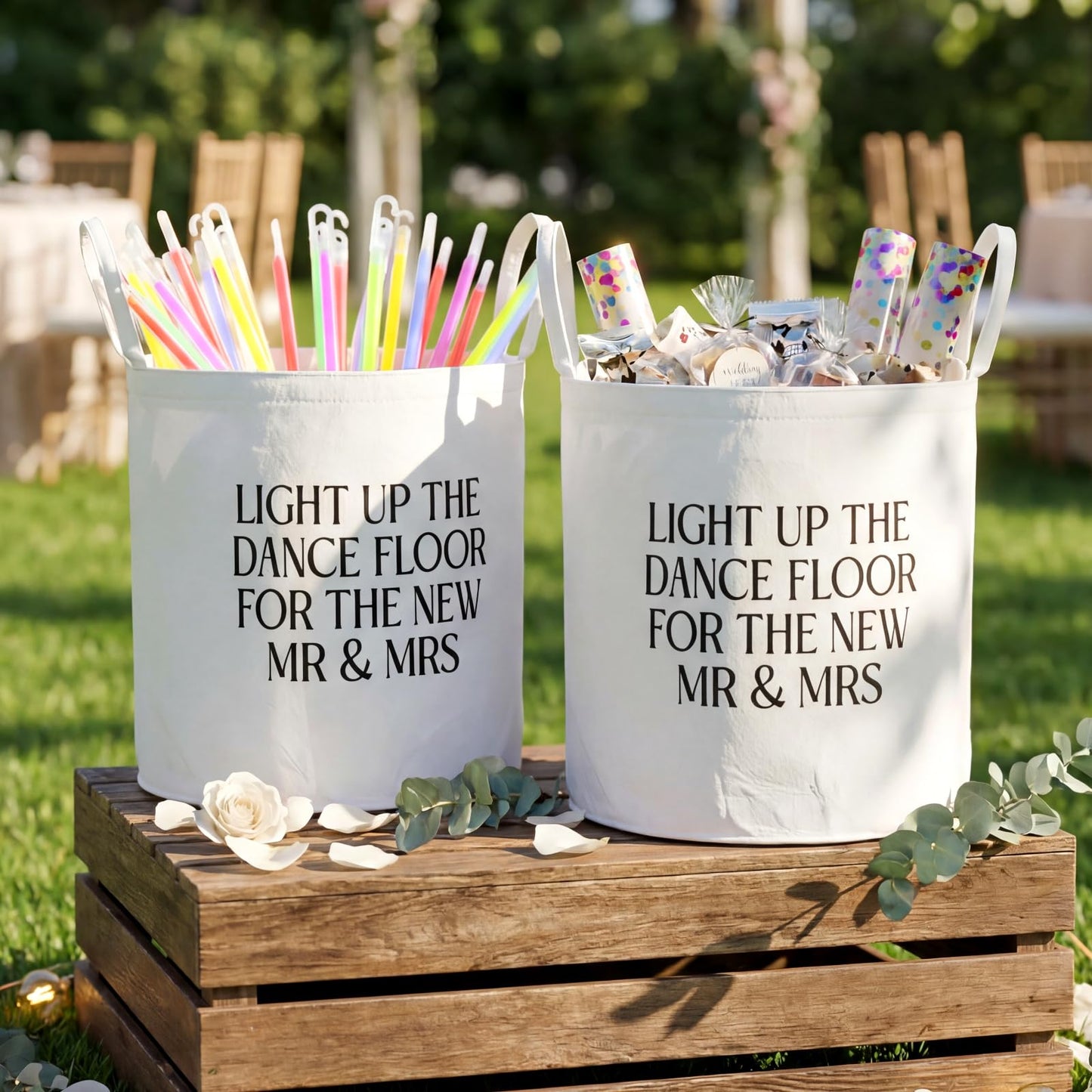 Yungyan 2 Pcs Wedding Baskets with Handles 12 Inch White Large Glow Sticks Storage Baskets for Glow Sticks Flowers Flip Flops Trug for Wedding Picnics Decoration Party Favors Gift Garden