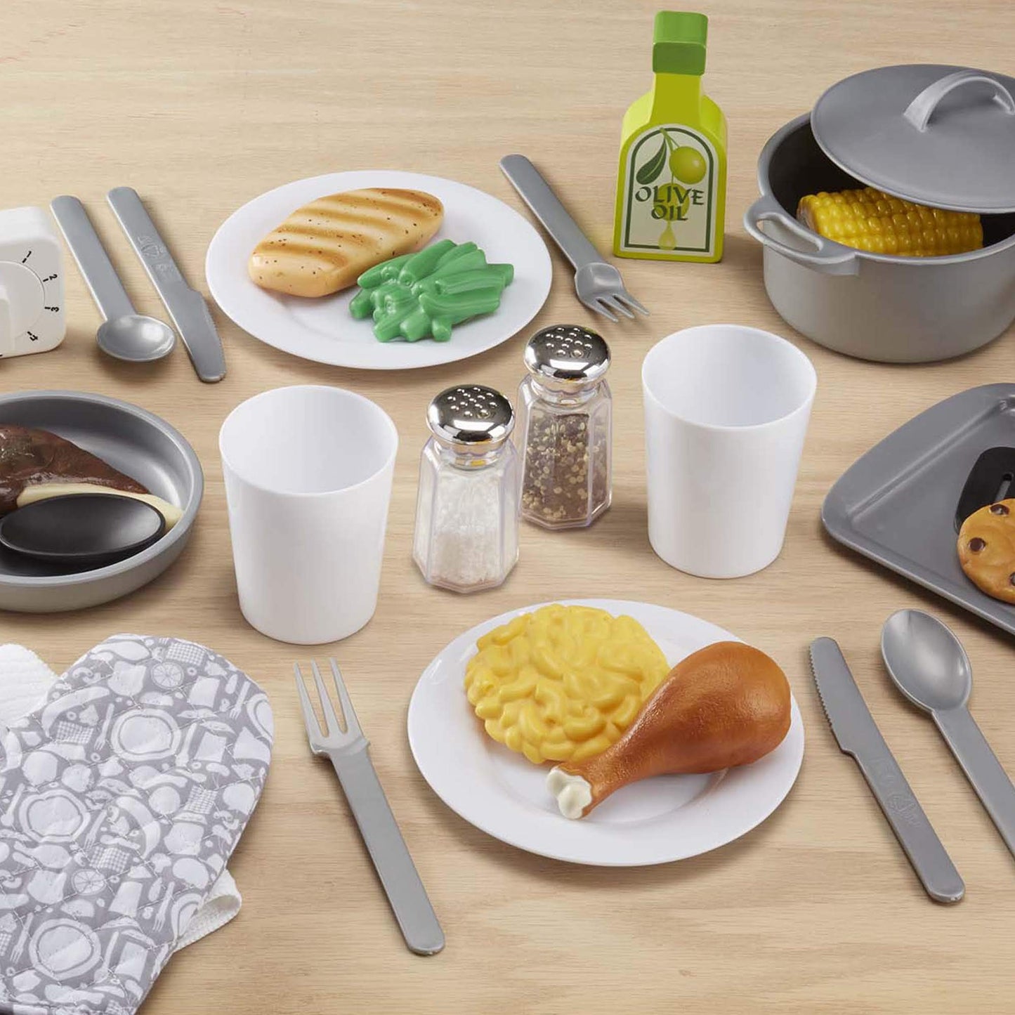 Melissa & Doug 22-Piece Play Kitchen Accessories Set - Utensils, Pot, Pans, and MoreMelissa & Doug 22-Piece Play Kitchen Accessories Set - Utensils, Pot, Pans, and More