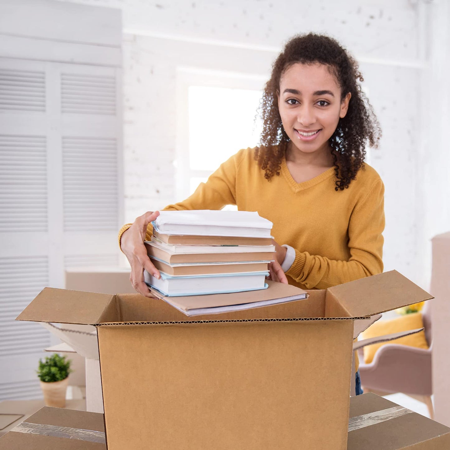 uBoxes Moving Boxes Bundle of 16"x10"x10" (Small Boxes - Pack of 10)