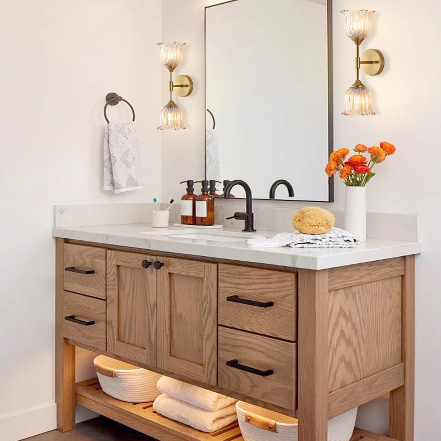 BYOLIIMA 2-Lights Gold Wall Sconce with Amber Glass Shades Modern Mid Century Bathroom Vanity Wall Light Fixtures Industrial Brushed Brass Wall Lamp for Bedroom Mirror Living Room Restaurant