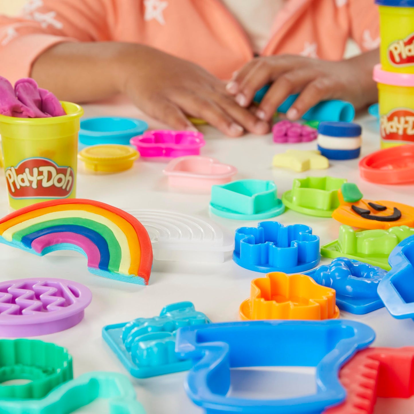 Play-Doh Set of Holiday Tools, 43 Accessories & 10 Modeling Compound Colors, Kids Toys Holiday Arts and Crafts for Kids 3 Years & Up (Amazon Exclusive)