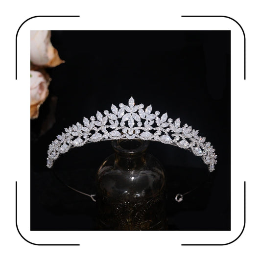 Aoligrace Silver Cubic Zirconia Small Wedding Crowns for Bride CZ Birthday Party Floral Tiaras Sweet 16 Prom Hair Accessories